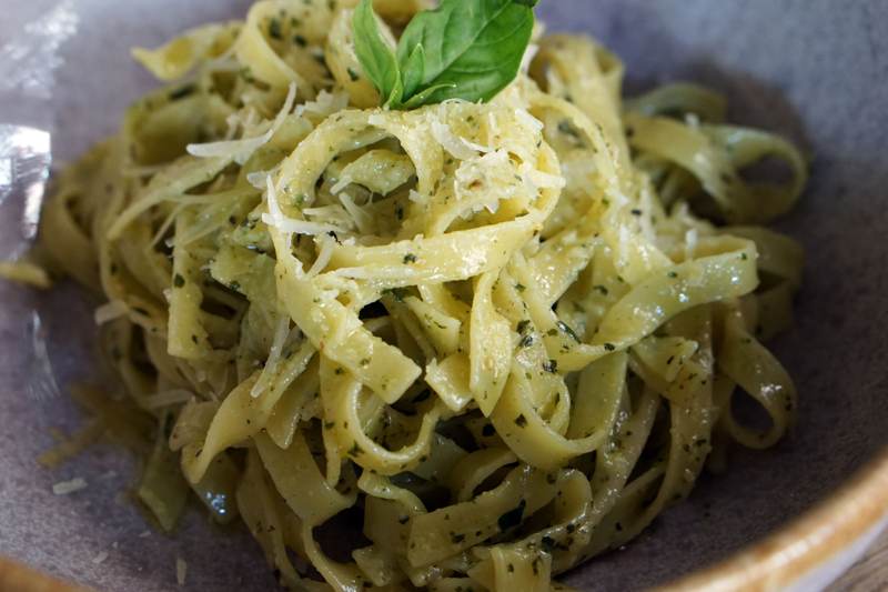 Fettuccine al pesto