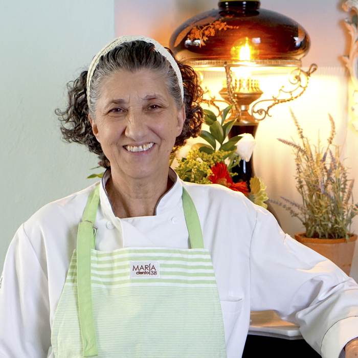 Antonietta Di Pasquale, la Nonna, con su mandil de María Ciento38